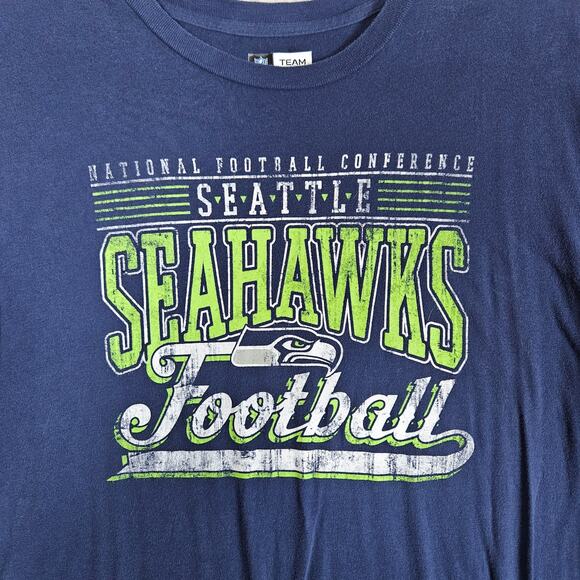 NFL Team Apparel Seattle Seahawks T-Shirt Men's Medium Blue Graphic Football Tee - Picture 2 of 6